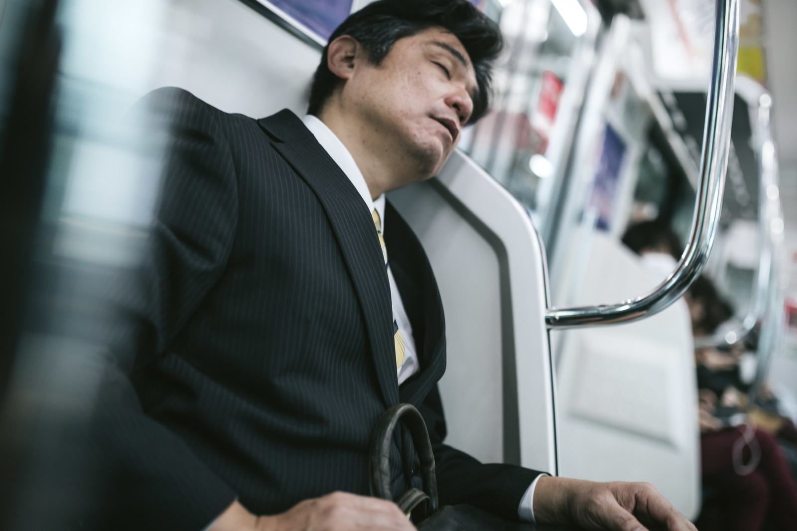 横須賀市の教員は、過労死しても労災にならないかもしれない。